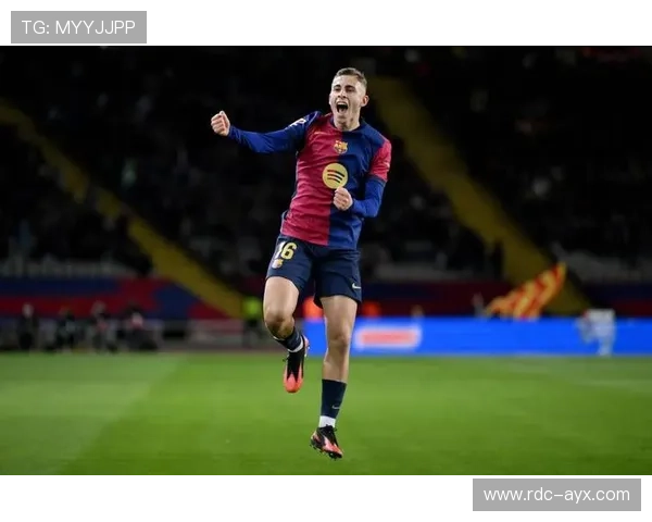 莱万生涯300球参与达成里程碑