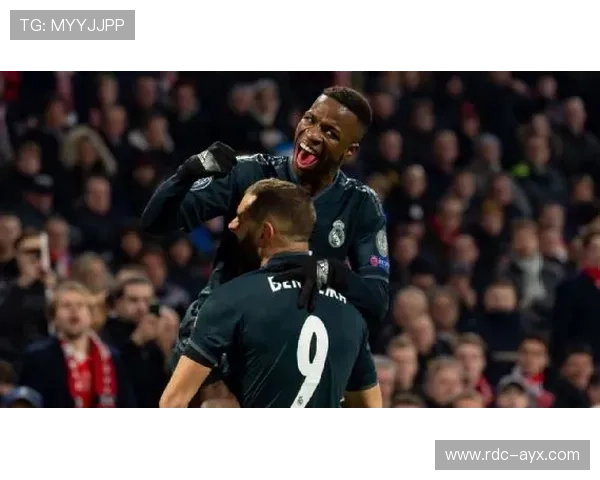 皇马左翼进攻解析：维尼修斯的速度与突破核心战术