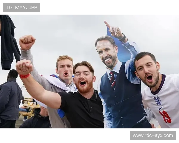 欧洲杯多国联动掀热潮,足球盛宴点燃欧洲激情