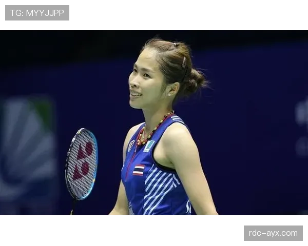 王仪涵优雅球技诠释羽球艺术,精湛技艺引领赛场美学风潮 王仪涵优雅球技诠释羽球艺术,精湛技艺引领赛场美学风潮